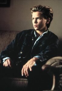RIVER PHOENIX, LITTLE NIKITA, 1988